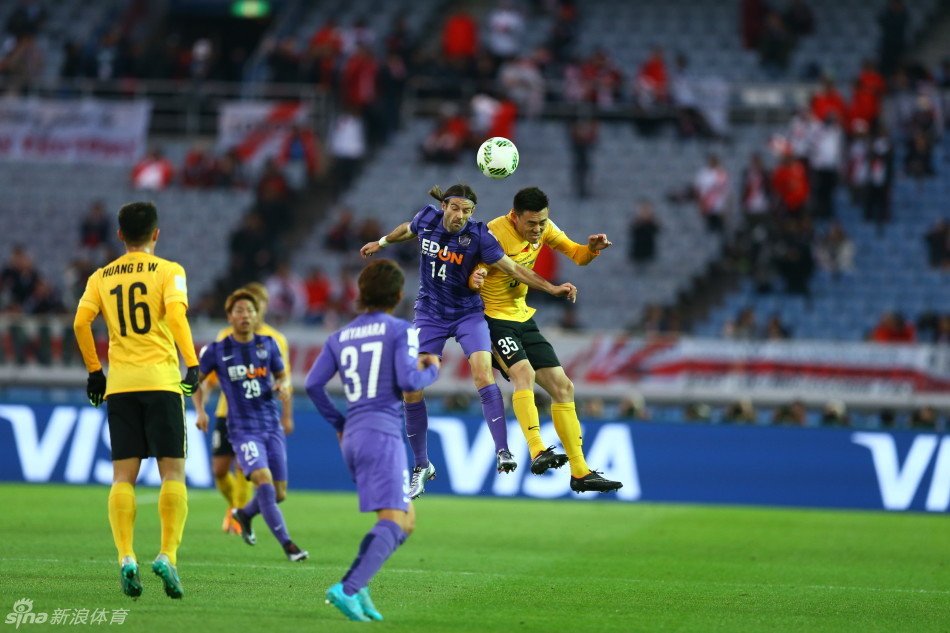 2015年12月20日，2015世俱杯季军争夺战，广州恒大1-2不敌广岛三箭。