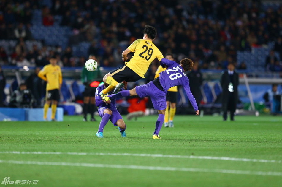 2015年12月20日，2015世俱杯季军争夺战，广州恒大1-2不敌广岛三箭。