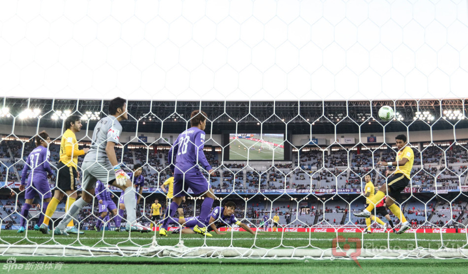 2015年12月20日，2015世俱杯季军争夺战，广州恒大1-2不敌广岛三箭。