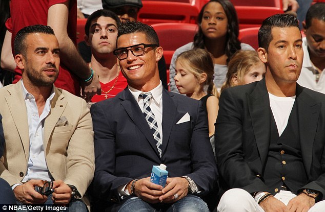 魏群-乐鱼app(leyu)官方网站-乐鱼官网