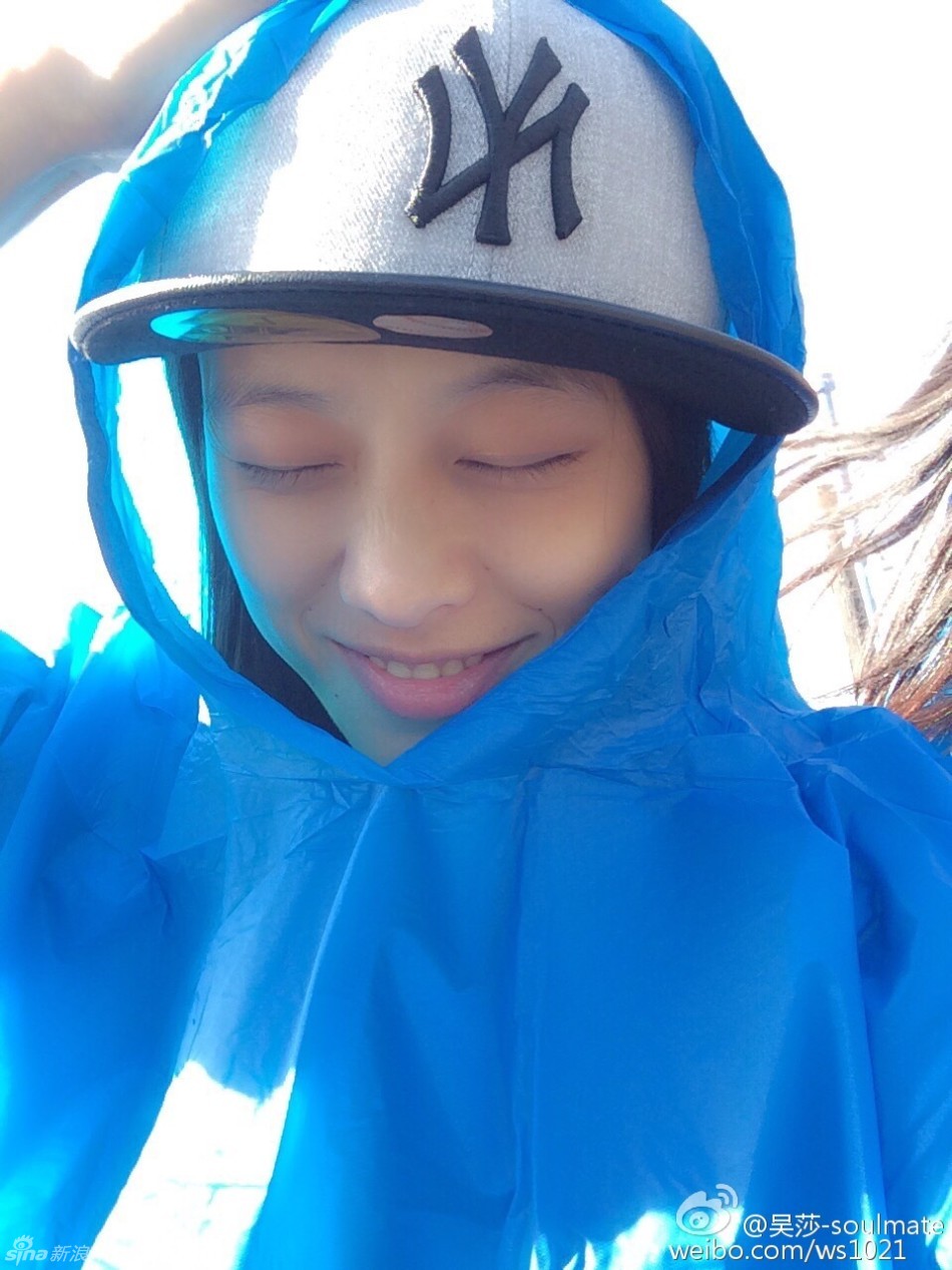 北京时间1月9日，刘翔在微博公布恋情，女友吴莎为女子撑杆跳高运动员。