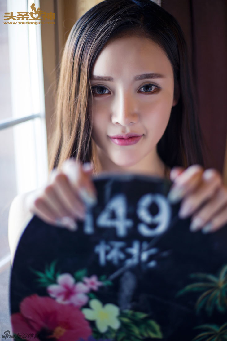 头条女神滑雪美女玩转滑雪场_高清图集_新浪网