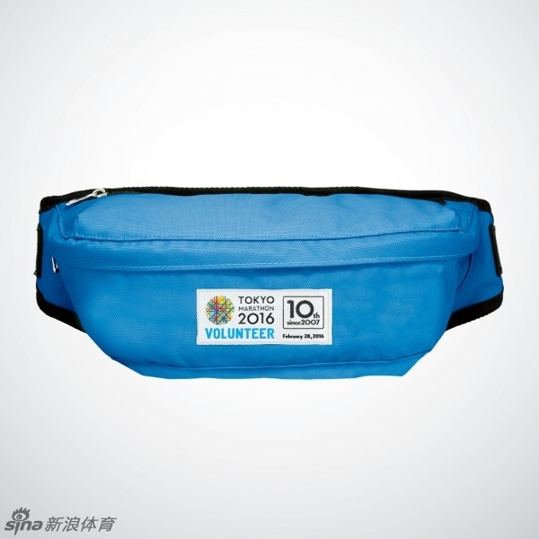 高清-2016东京马拉松周边 纪念品丰富价格不菲