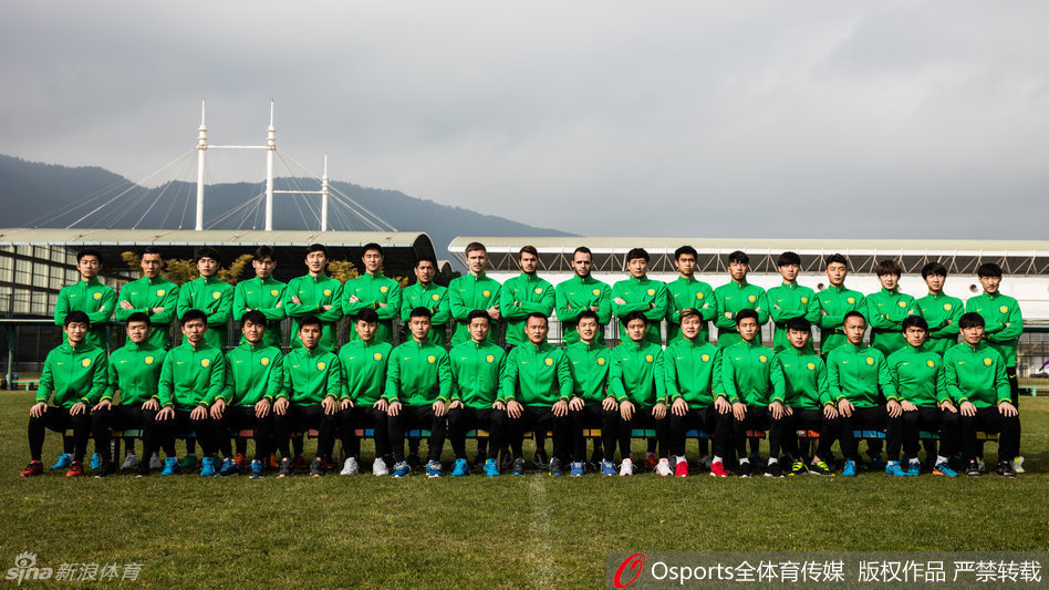 恭喜！武汉女足王霜、陈晨入围国际足联年度最佳女子阵容候选名单