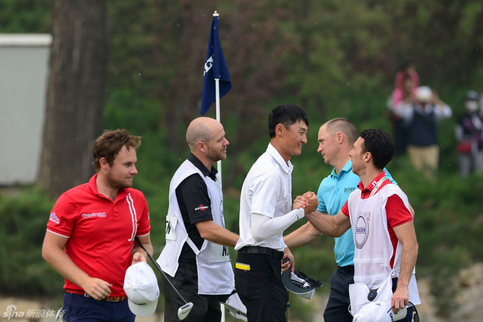 第22届沃尔沃中国公开赛圆满落幕。中国20岁小将李昊桐夺冠。(摄影：王凌)