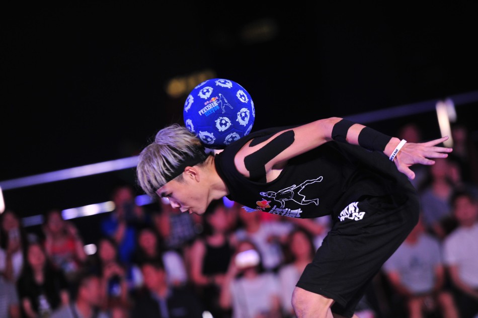 花式足球世界杯广州站高潮迭起