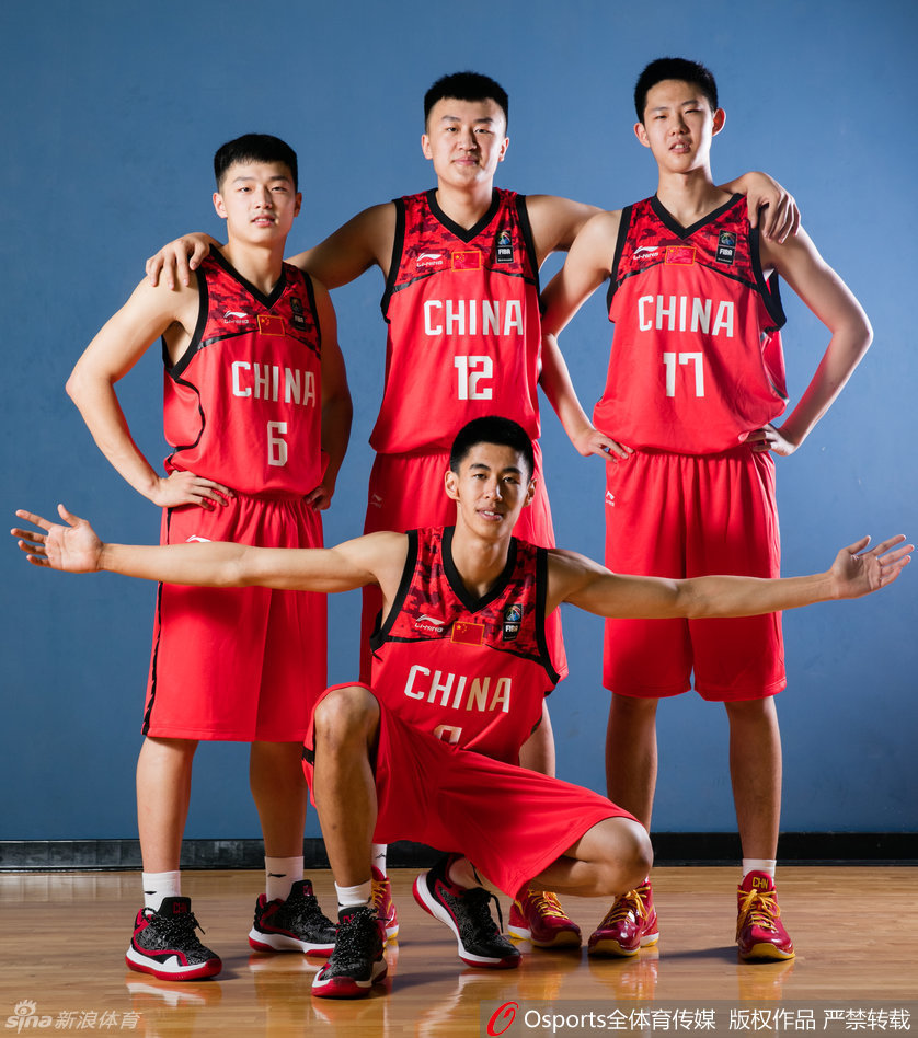 u17国青男篮官方写真_高清图集_新浪网