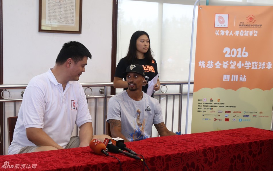富力主帥:知道斯科拉里會派什么人 要保證不犯錯