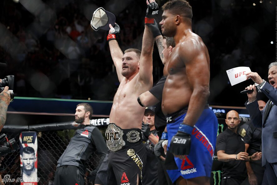 ufc203精彩集锦 米欧奇地面砸拳ko毁灭者