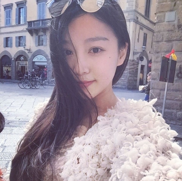 马龙女友私照曝光：常出入奢侈品店的“白富美”