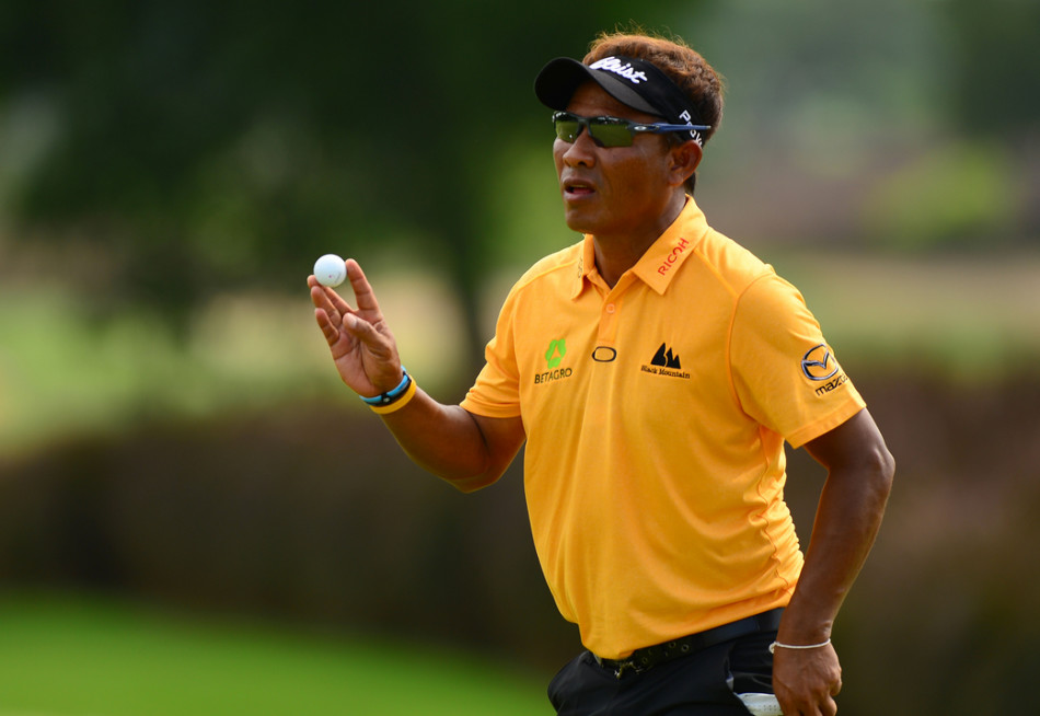 夺冠后，沙山辛与前来祝贺的亲友团欢聚一堂，共享胜利喜悦