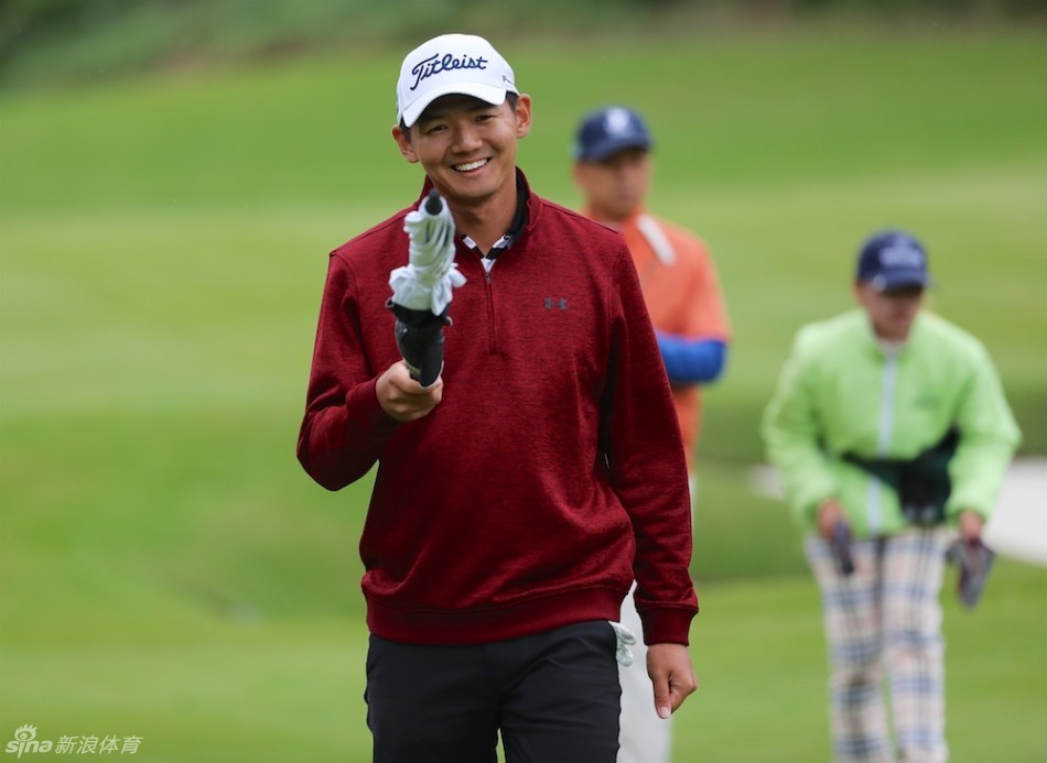 赛事工作人员与志愿者团队合影，他们的辛勤付出是这场国际级赛事顺利运行的坚实保障。