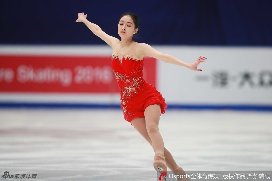 雪缘网足球即时比分:图文-中巡赛莆田公开赛首