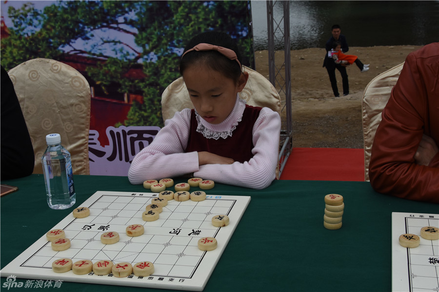 特级大师蒋川与温州当地棋手进行盲棋车轮战
