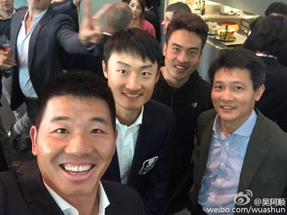 吴阿顺李昊桐亮相世界杯_高清图集_新浪网