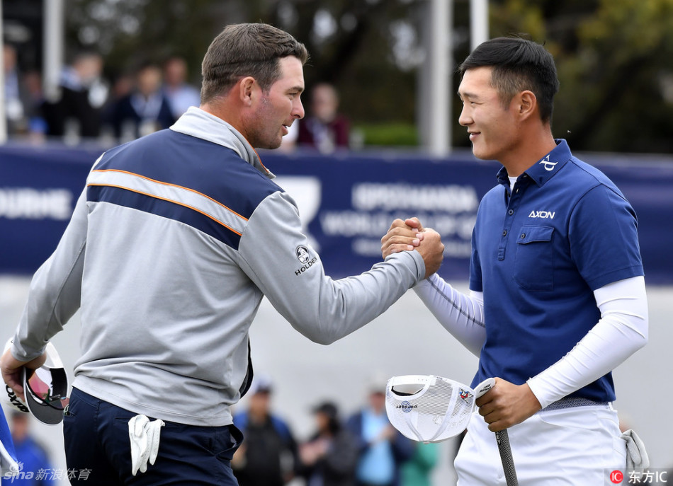 中国球员李昊桐在比赛中凝神推击,专注的神情背后是创造历史的决心