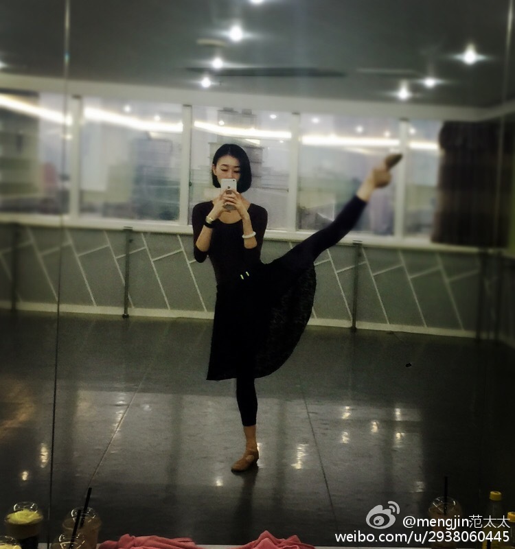 范志毅再当爹小17岁娇妻曝海量美照_高清图集_新浪网