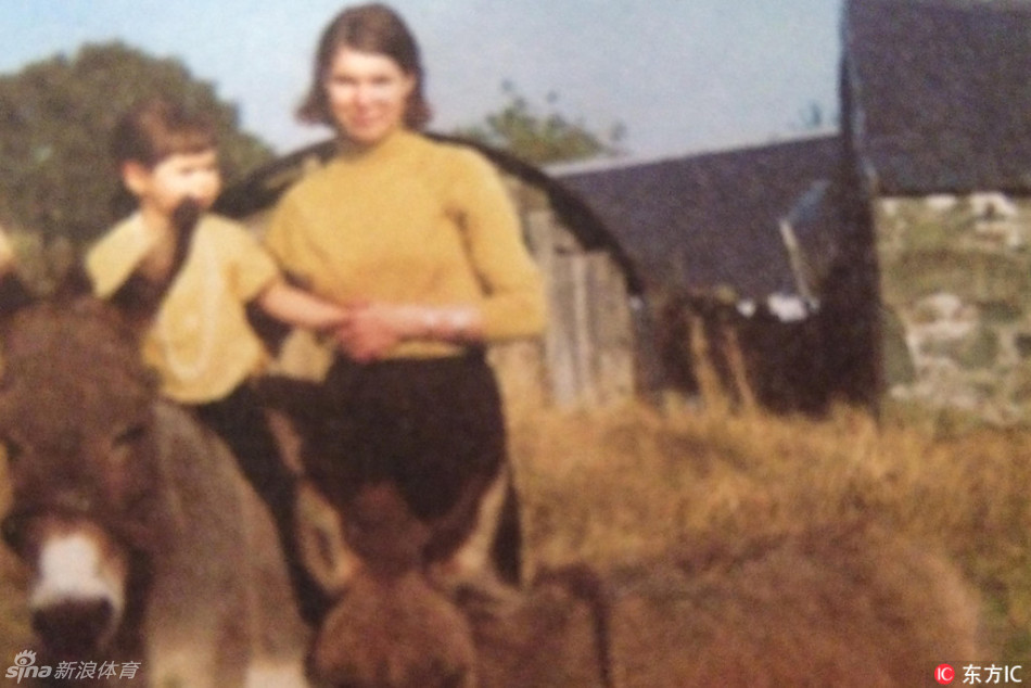 她是世上最爱马的人 这7年过得无人能超越(组图)