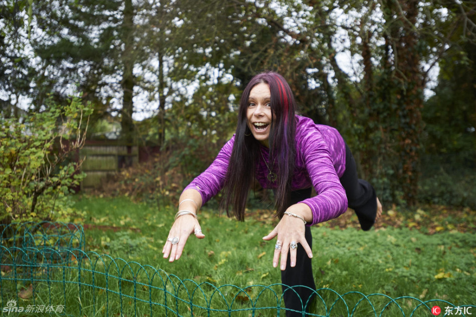 她是世上最爱马的人 这7年过得无人能超越(组图)