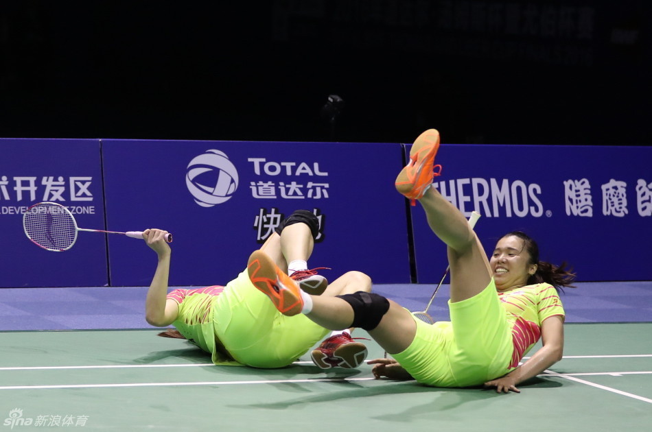 5月，昆山，汤尤杯，中国男队的止步四强，那一幕幕狰狞的面孔，期待奥运会上的好运。