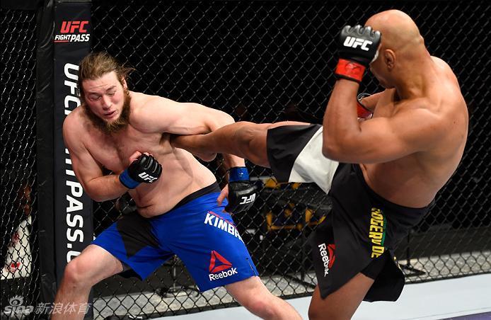 ufc on fox 23精彩集锦 舍甫琴科十字固降服