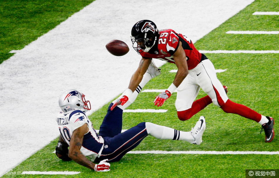 北京时间2月6日，第51届超级碗揭开大幕，爱国者超级逆转胜猎鹰。