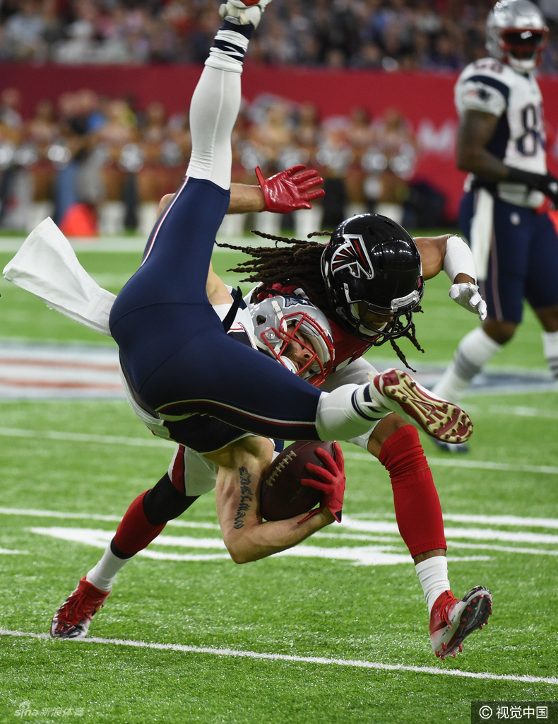 北京时间2月6日，第51届超级碗揭开大幕，爱国者超级逆转胜猎鹰。