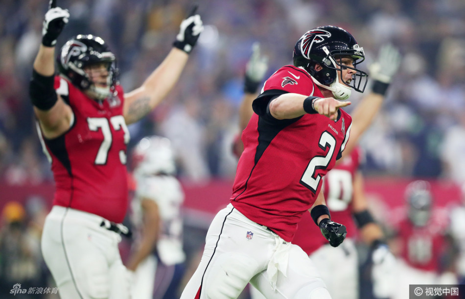 北京时间2月6日，第51届超级碗揭开大幕，爱国者超级逆转胜猎鹰。