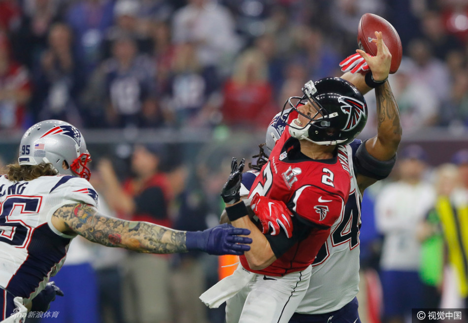 北京时间2月6日，第51届超级碗揭开大幕，爱国者超级逆转胜猎鹰。