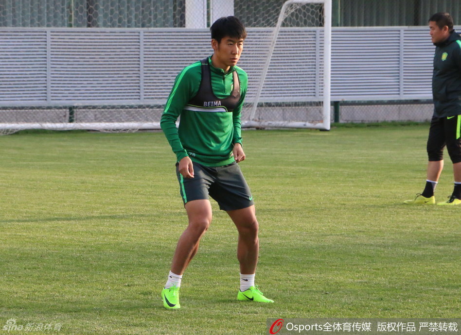 独行侠vs活塞首发：加福德赛季首秀 弗拉格&克莱&华盛顿&克里斯蒂