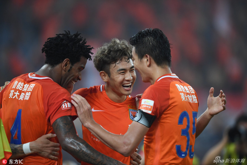 理性讨论一下，为什么T1所有位置里上单是换的最频繁的