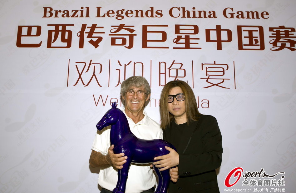 老鷹無緣逆轉！?？怂?6+9狀元10中1，沃克38+5，馬刺替補出奇兵