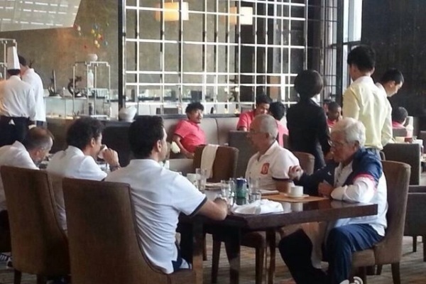 步行者一签一裁！三届扣篮王麦克朗被放弃 后卫莫里斯加盟印城