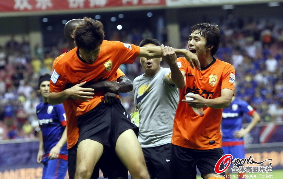 这4am和张金海多大仇啊