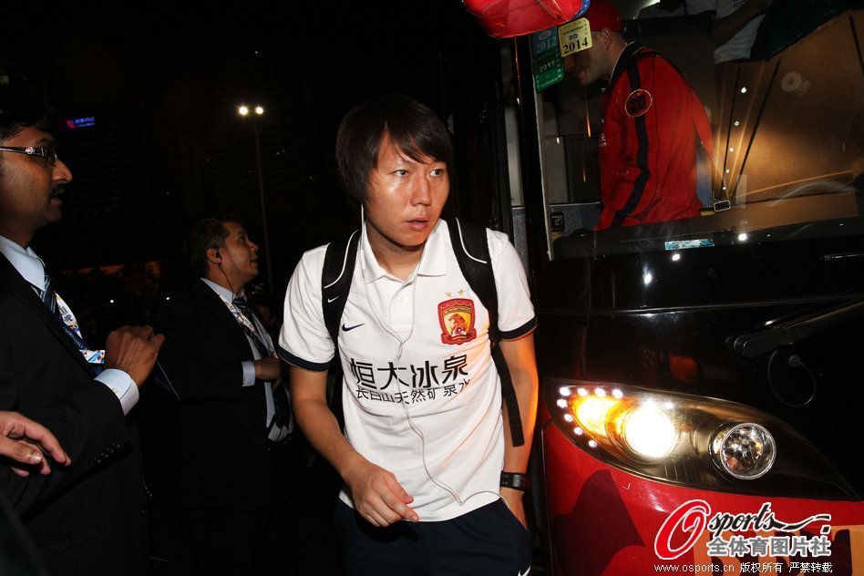 一劍封喉，武切維奇27分8板&壓哨三分絕殺開拓者