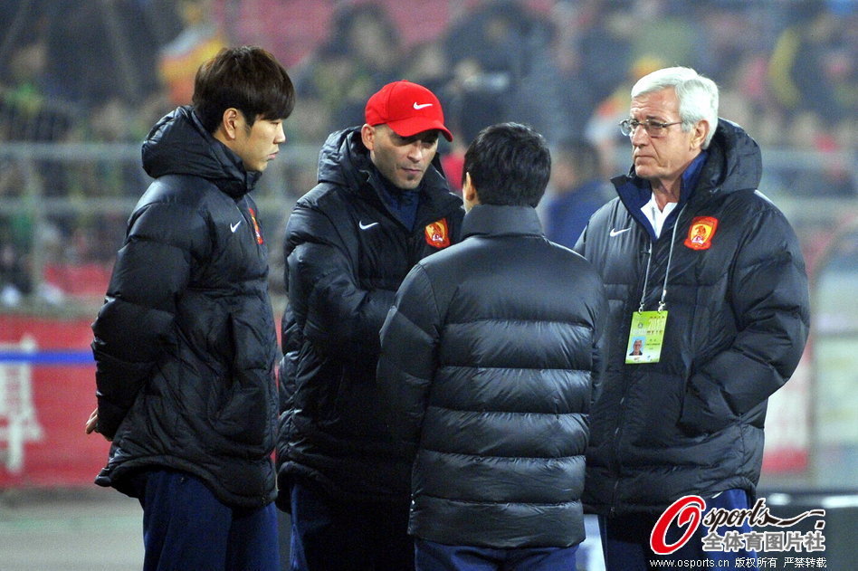 鲁媒：瓦科希望能续约时间更长一些，薪金也能保持在球队顶级水平