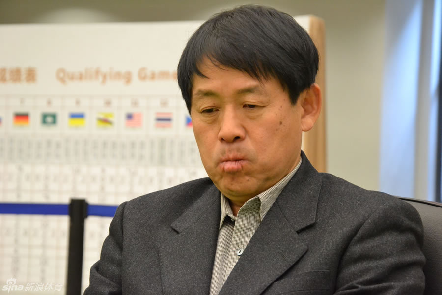 中柱+滑倒失單刀！姆巴佩流淚向巴黎球迷離別：7年生計悲情0歐冠