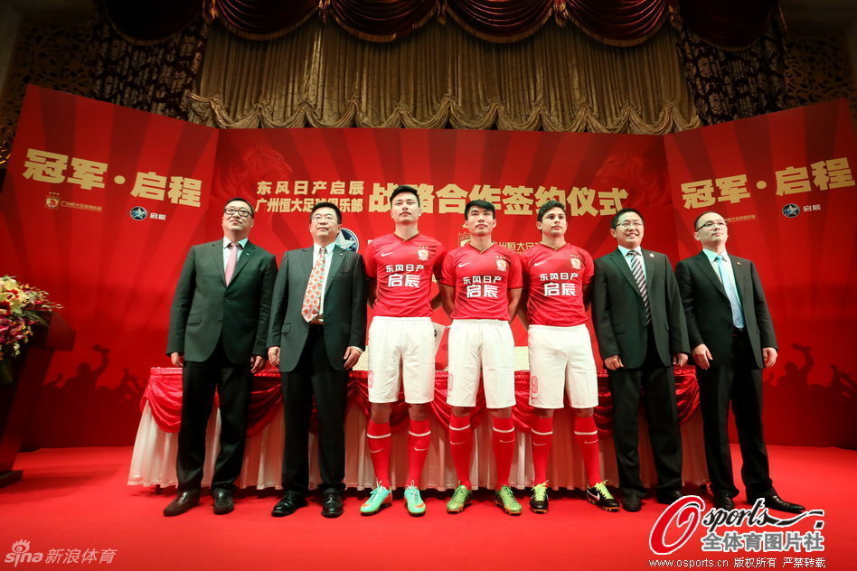 末节崩盘遭活塞逆转！独行侠媒体晒图开喷：尼科