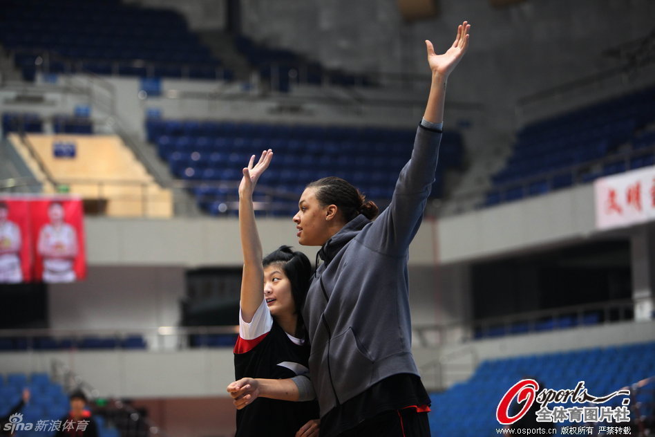 22歲113天！阿門成功入選最佳防守一陣 火箭隊(duì)史最年輕球員！