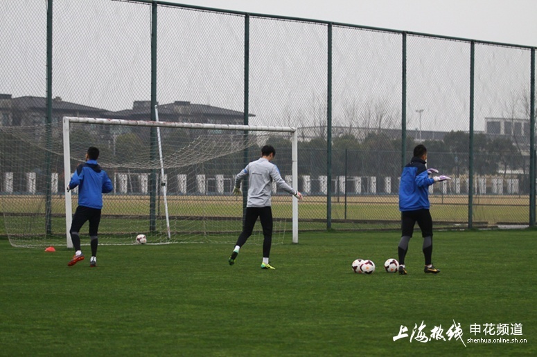 馬克西54+9+6記3分創2大NBA第2神跡，還刷爆紀錄，76人力擒雄鹿