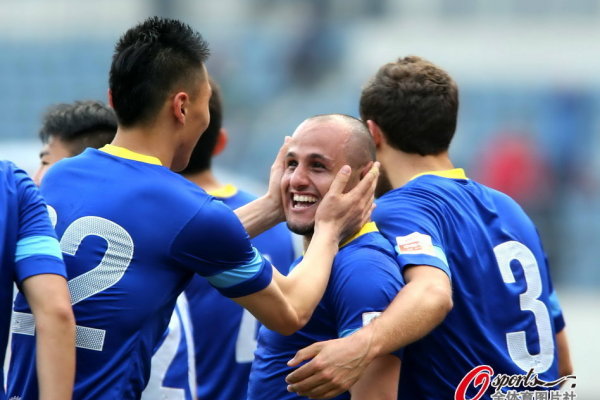 拼到六犯！狄龍17中8&4記三分拿下22分5板1助2斷