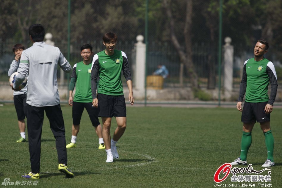 皇马中场大将楚阿梅尼或将因伤休战三周