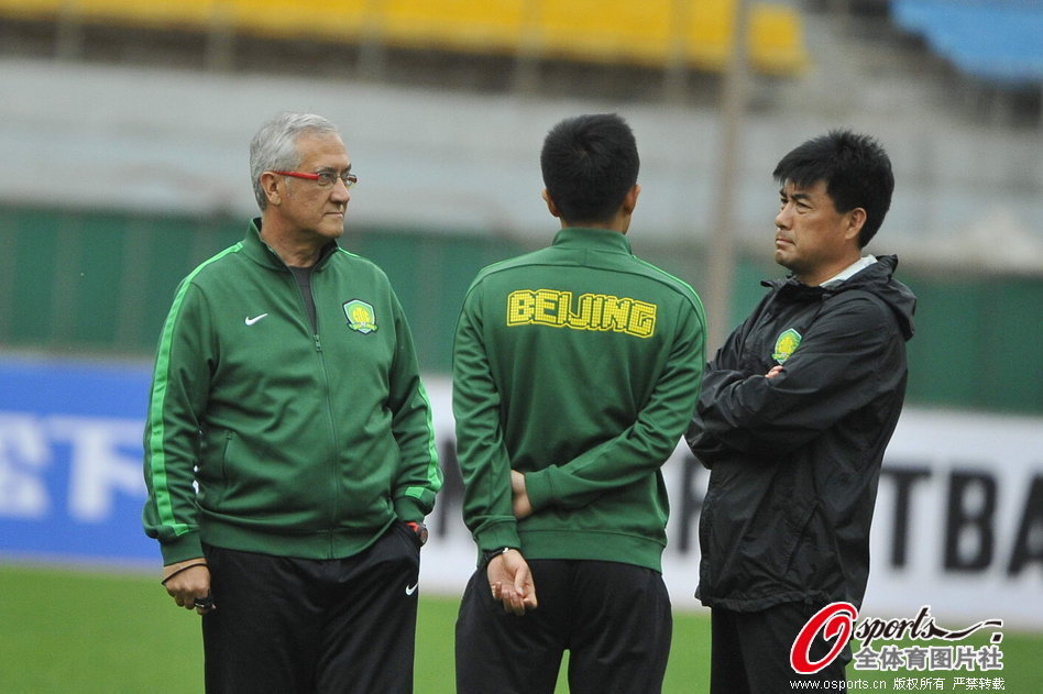 這次又被火箭打爆了！騎士還打算讓替補鋒線留在輪換陣容中嗎？