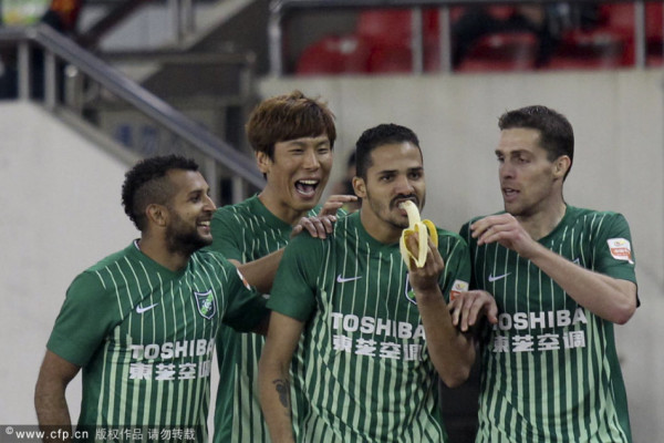 赛季场均30分+命中率6成仅字母哥两次做到！字母哥赛季至今也达标