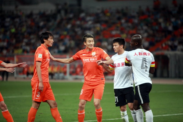 [JR熱議]盤點道崽戀愛史：被照騙、三個月花十幾萬、新女友賣照片