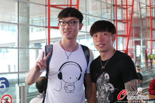 赵鹏：蒋4朱5是国内顶级中卫，但他俩搭配踢亚冠还是太吃力了