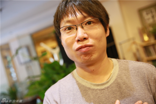 Steam《小貓咪大城市》壓倒性好評發售，小黑貓一路搜集帽子的回家之旅
