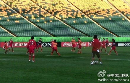 李霄鹏：国安对我们而言是“巨大”的对手