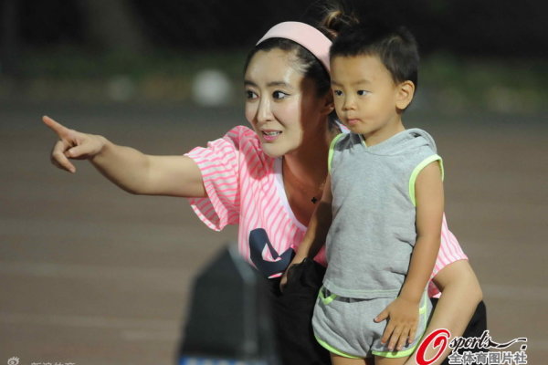 [流言板]保罗赛季8战场均2.3+1.8+3.6，投篮命中率24%三分26%