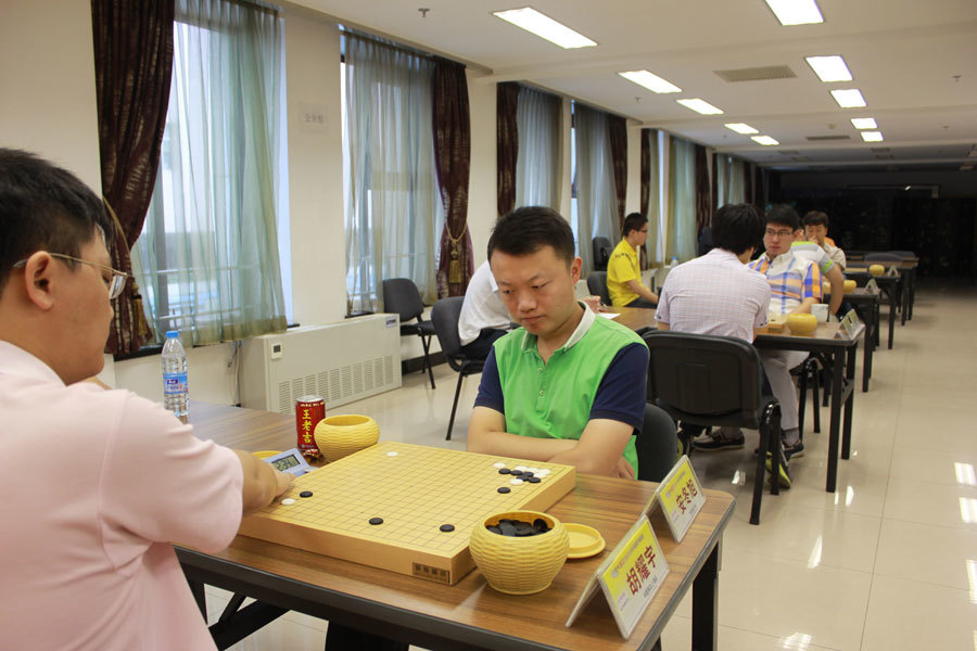 Steam《小貓咪大城市》壓倒性好評發售，小黑貓一路搜集帽子的回家之旅